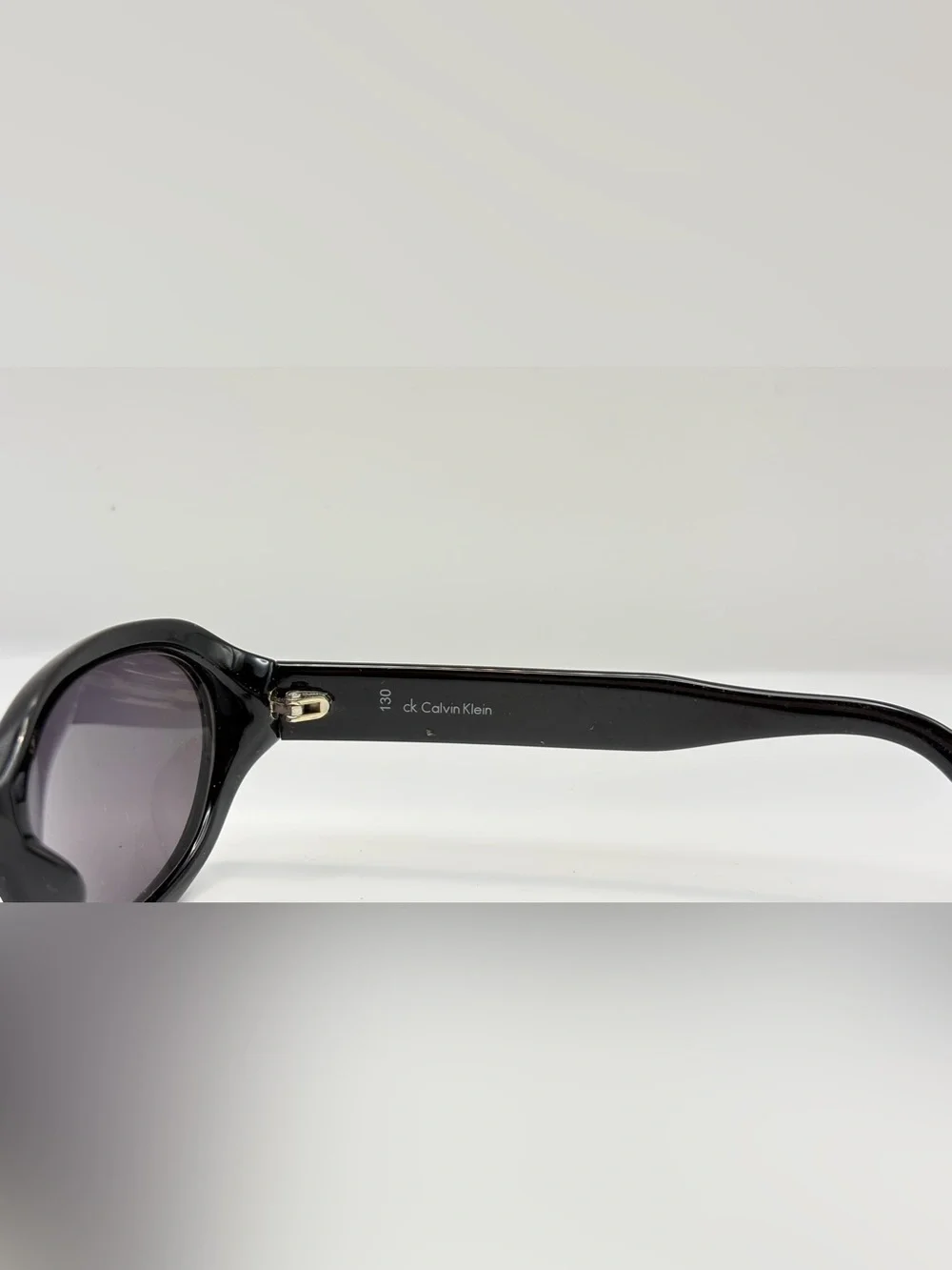 Calvin Klein listing pair
